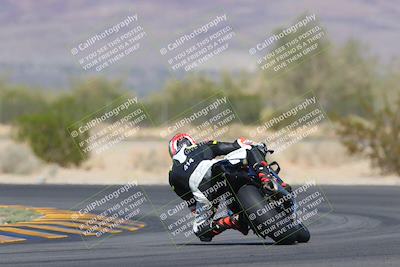 media/Oct-30-2022-CVMA (Sun) [[fb421c3cec]]/Race 11 Amateur Supersport Open/